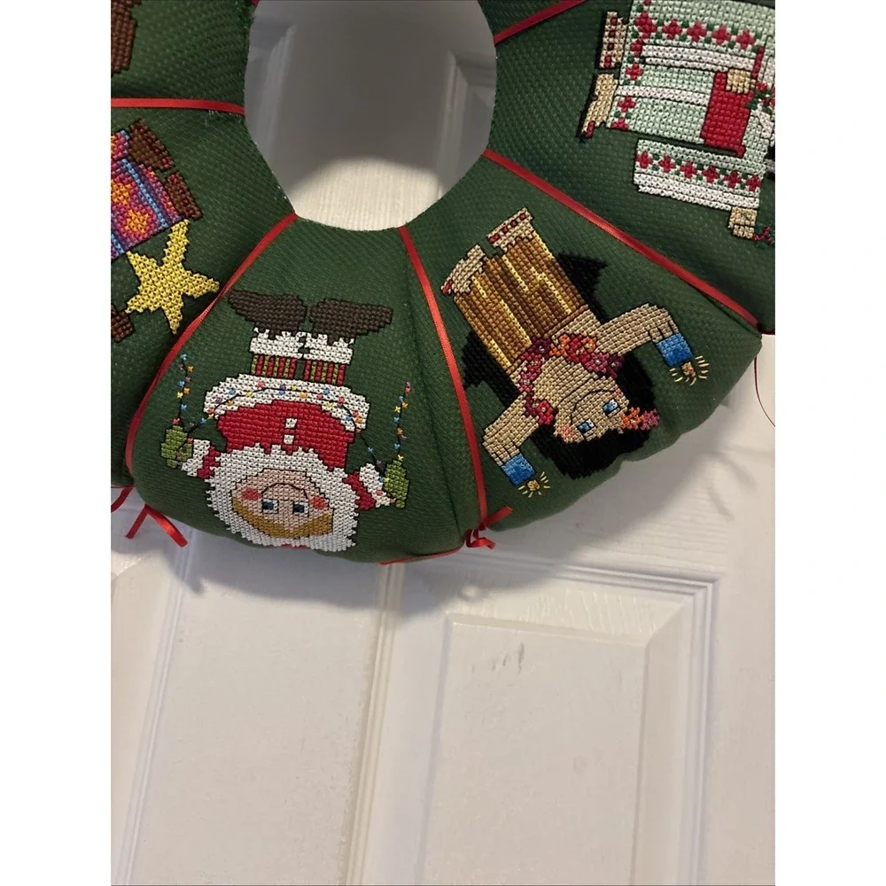 Vtg 80's Cross Stitch‎ Wreath Children In Folk Costumes Cultural Green Stuffed
